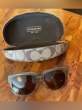 Coach Sunglasses Eyeglass Frames. LO73 Winnie. Seafoam Horn. Plastic. Women's